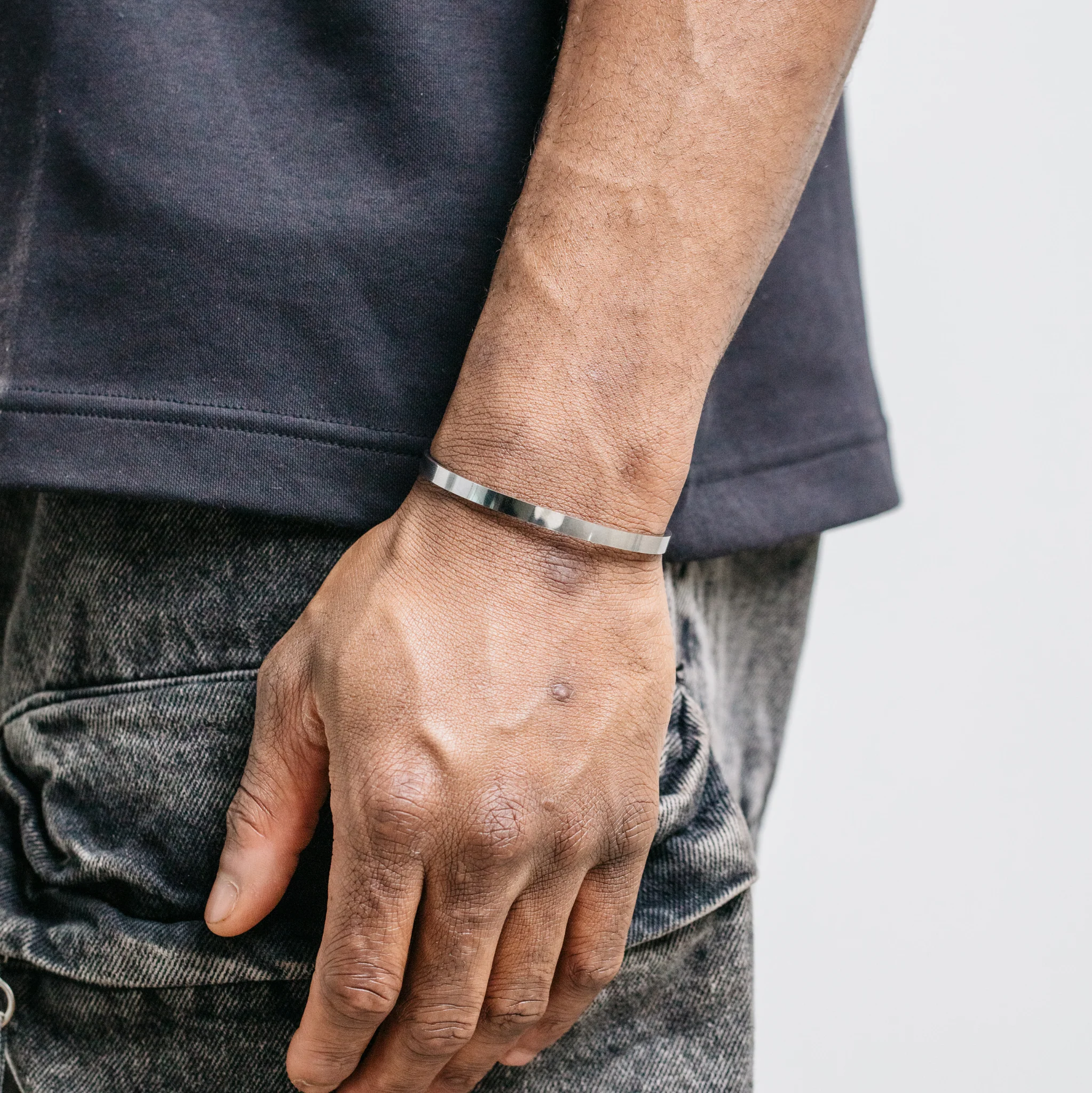 5mm Classic Cuff - Silver - Image 7